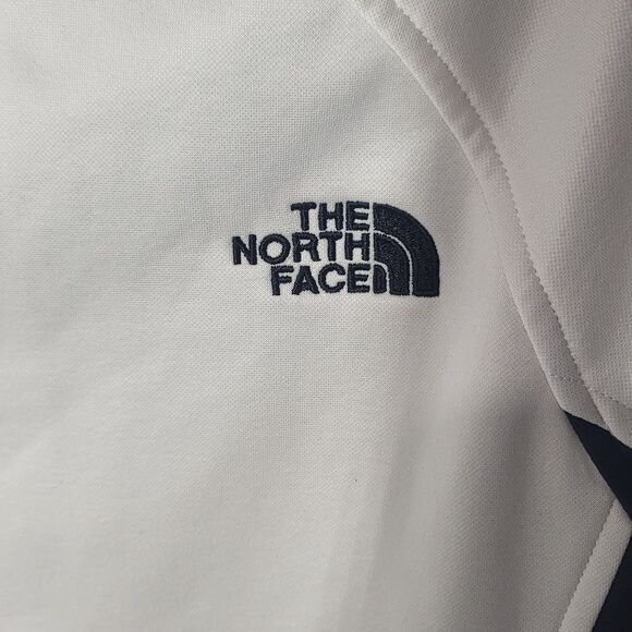 North Face Women's Cream and Black Zip Up Jacket - Picture 8 of 10